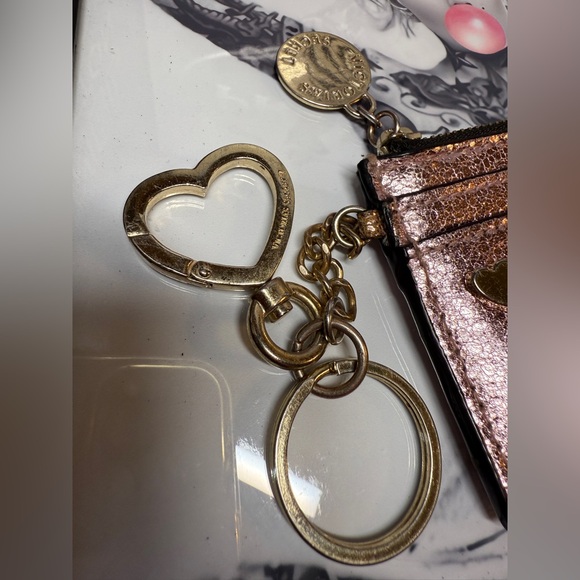 Victoria’s Secret Metallic Pink Card Holder - Picture 3 of 10